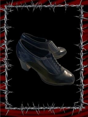 black leather lace up oxfords with a 2.5" heel